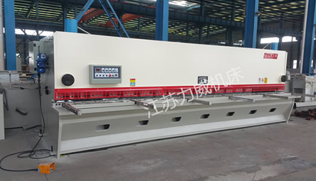 QC11Y-8x6000液压闸式剪板机