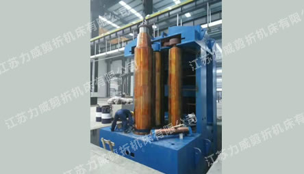 立式四辊卷板机